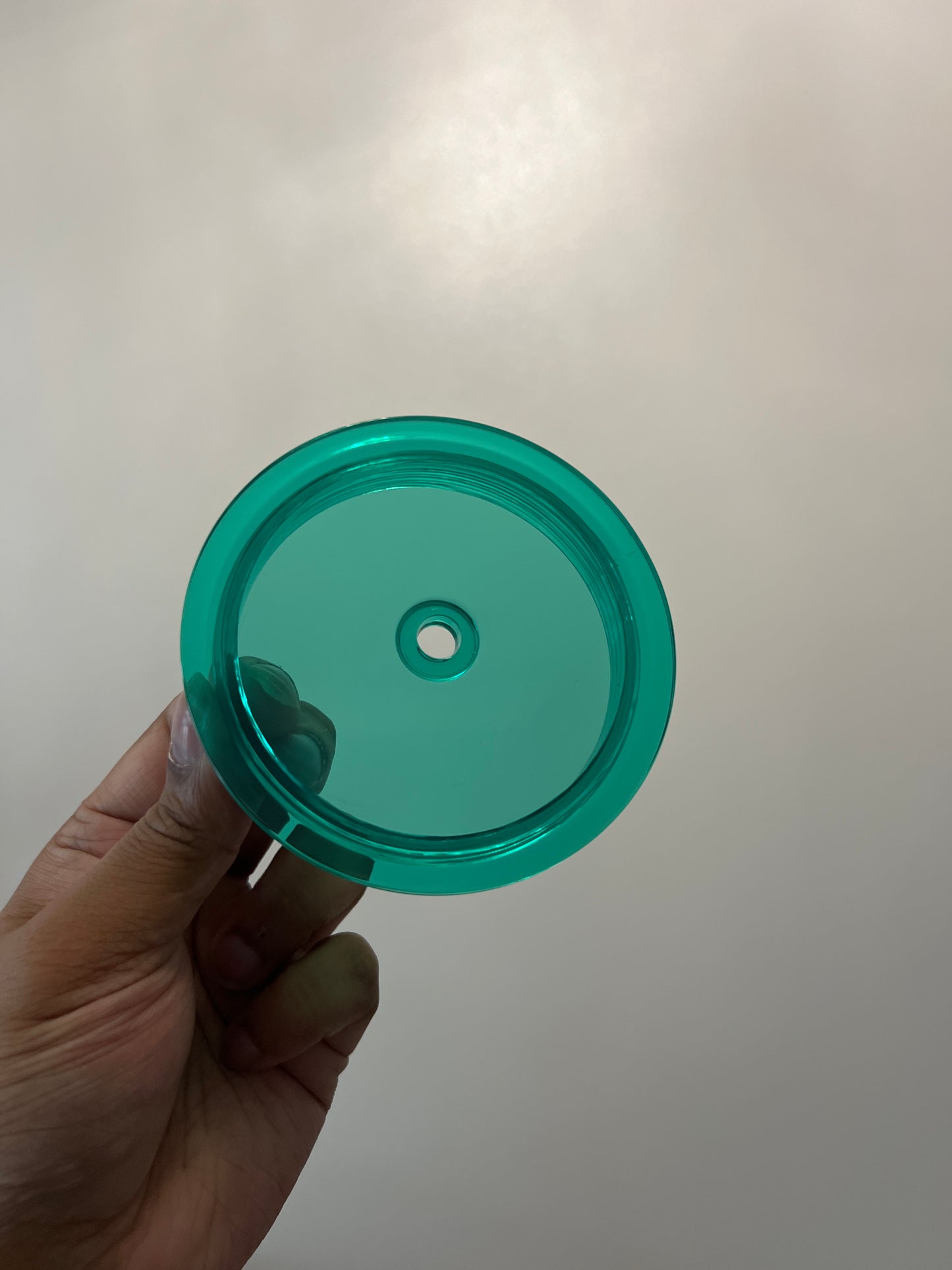 Coloured Acrylic Lid + Matching Straw - 24oz Snow-globes