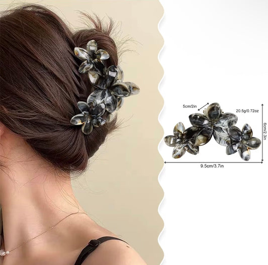 Triple Flower Clip