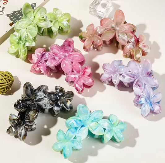 Triple Flower Clip