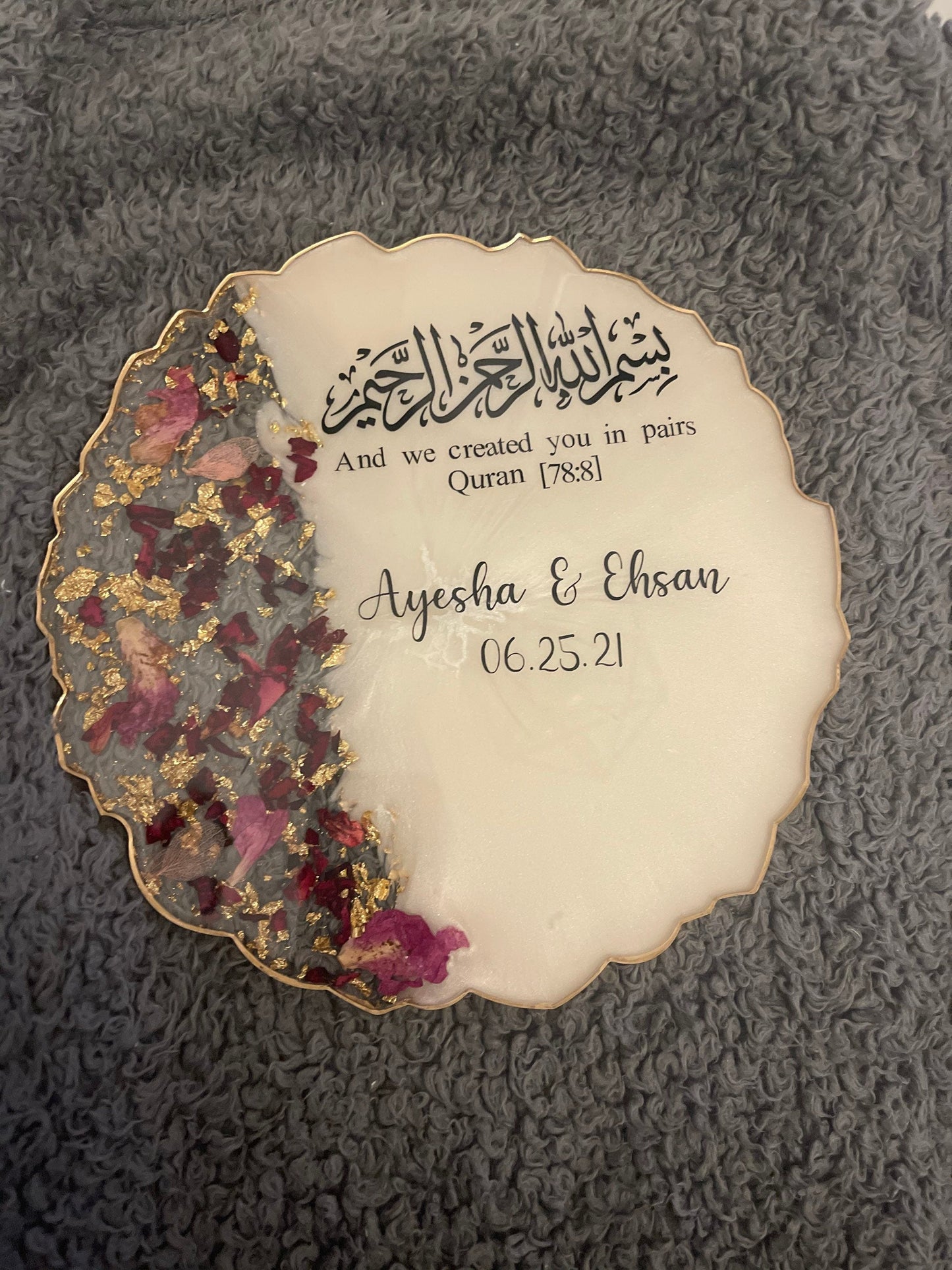 Large Round custom resin ring plate with two ring holders | Nikkah | Wedding | Personalise | Gift | Bespoke | Luxury | Home | Vanity Tray